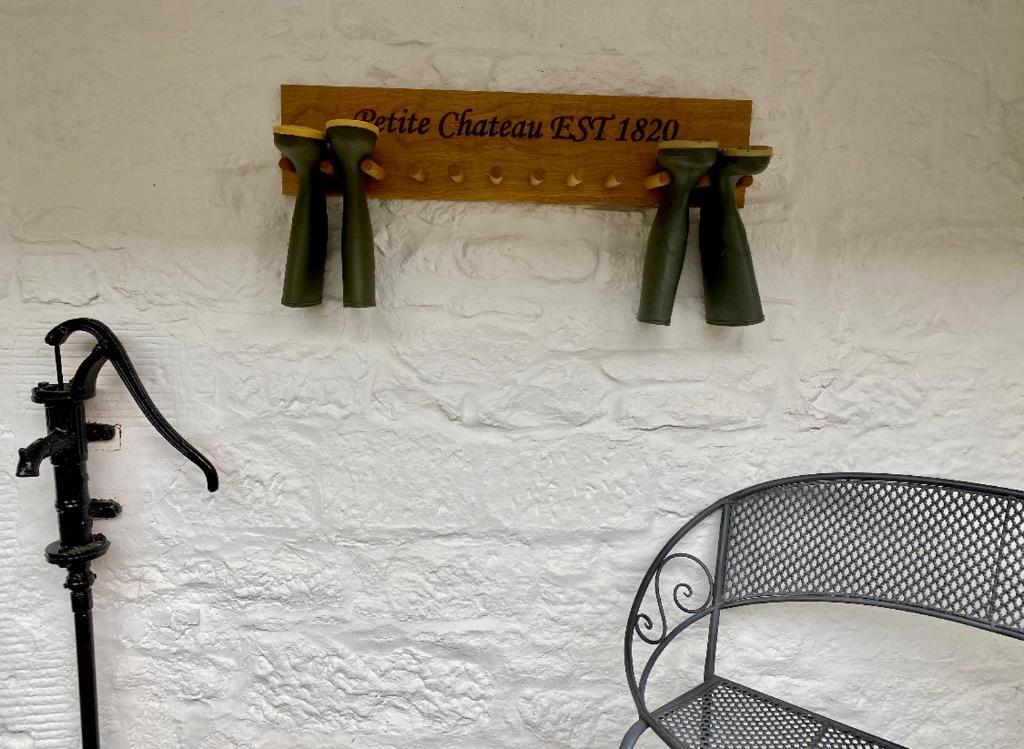Private Room & Bathroom In Manor House Maybole エクステリア 写真