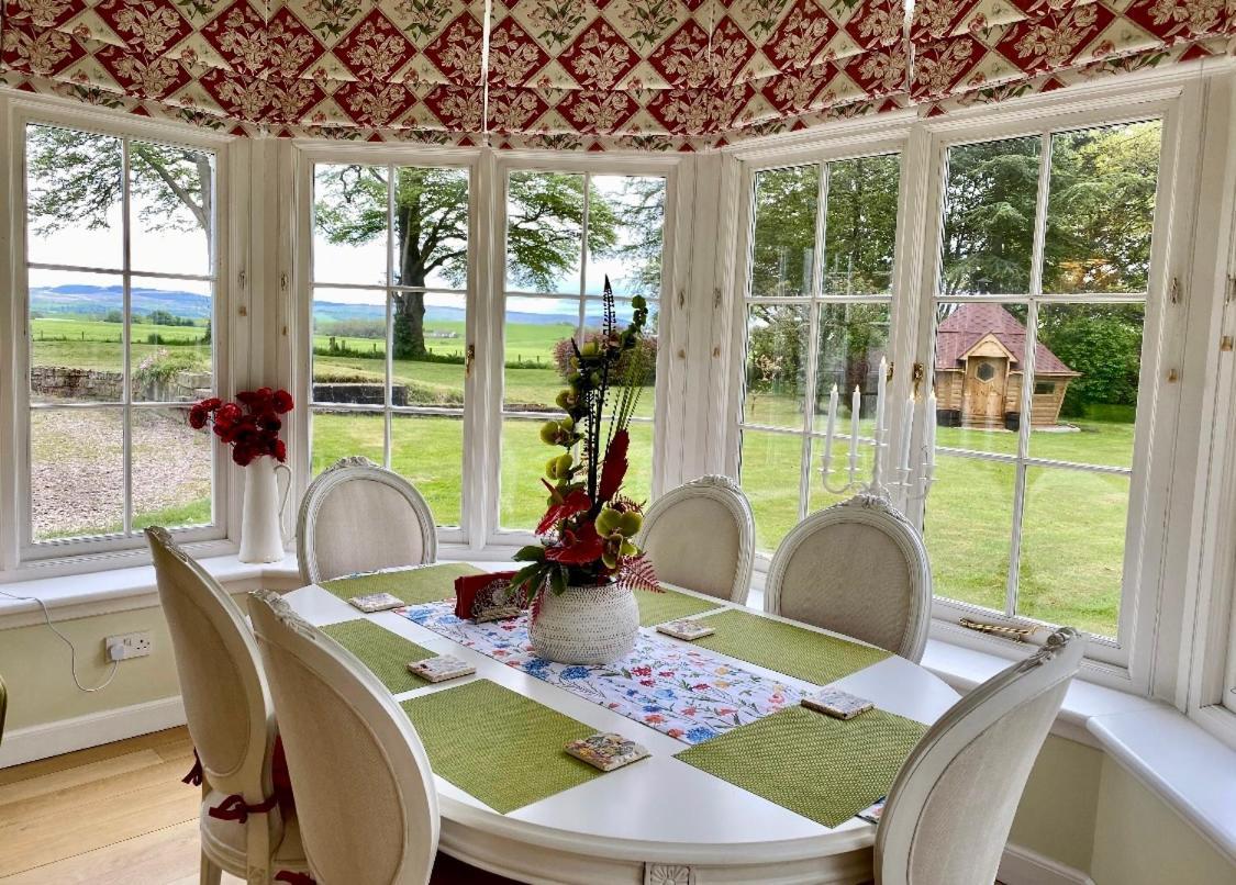 Private Room & Bathroom In Manor House Maybole エクステリア 写真